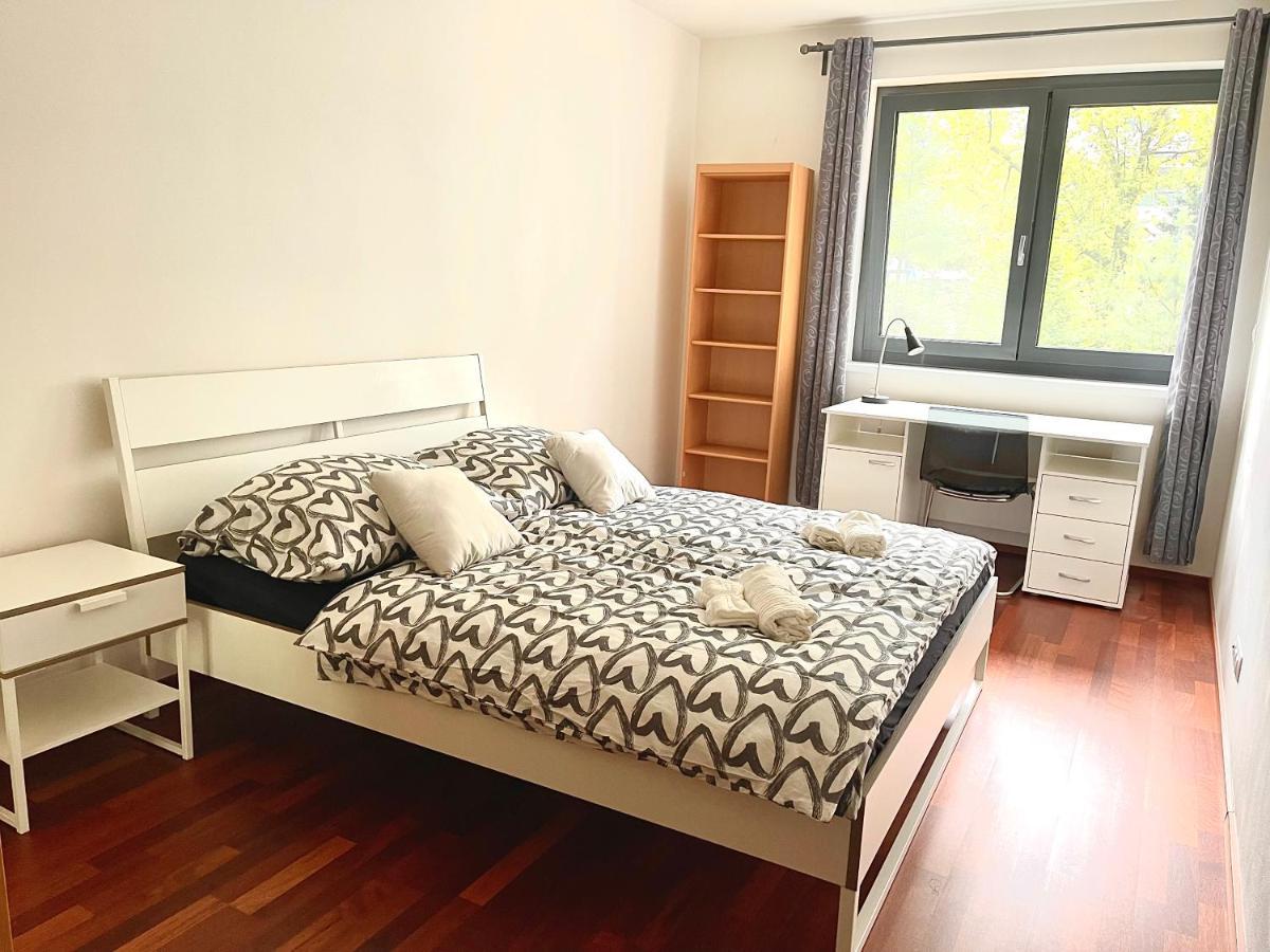 Centrum Park Apartment+ Praha Eksteriør bilde