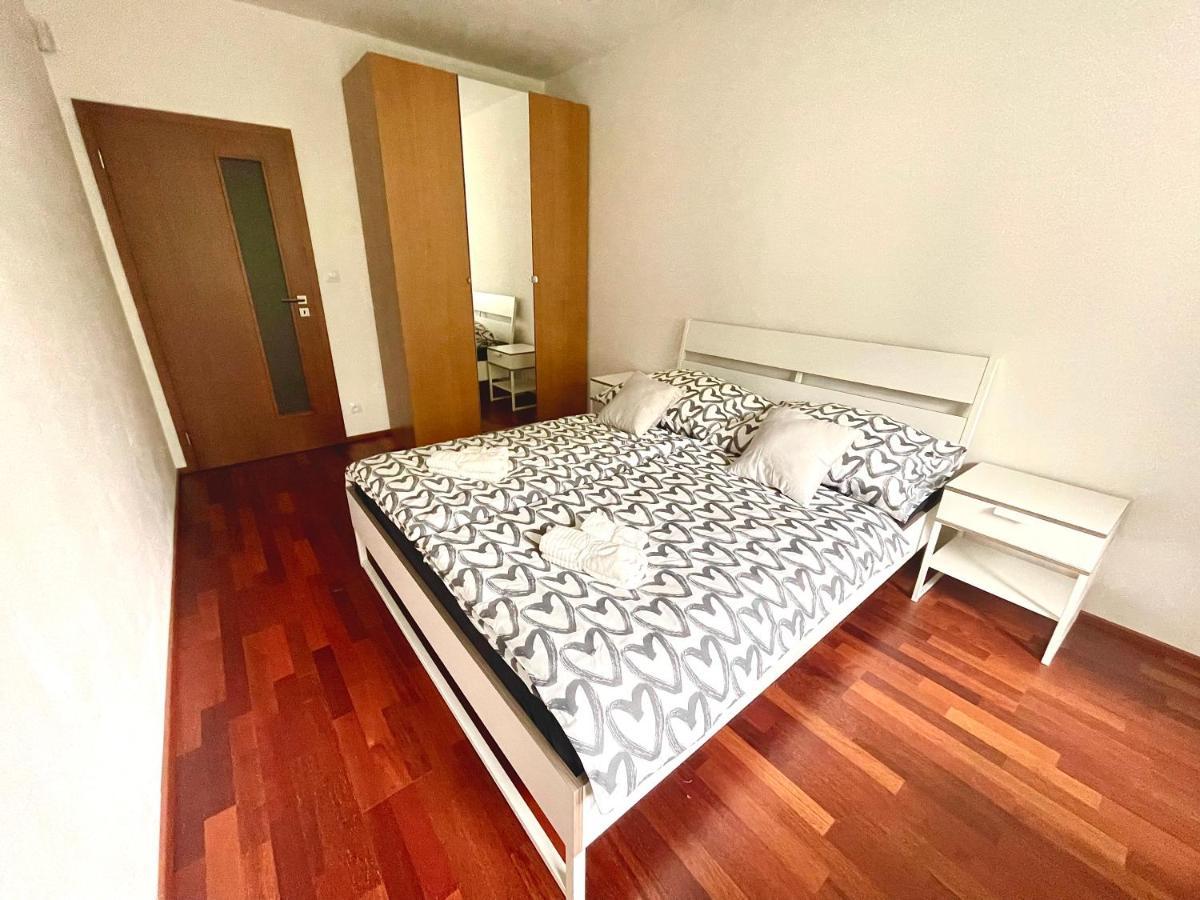 Centrum Park Apartment+ Praha Eksteriør bilde